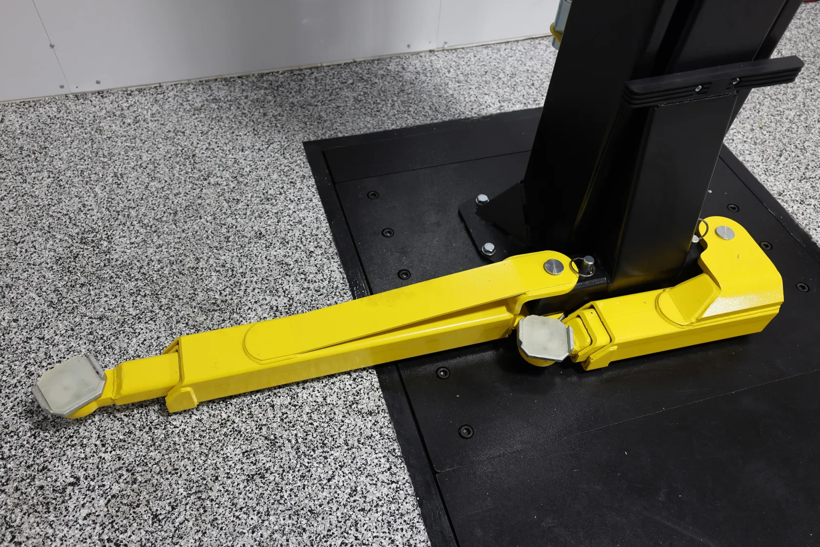 CL10AV3 Series 10,000-lb. Versymmetric® Two-Post Adjustable Lift – Ultimate Flexibility & Performance