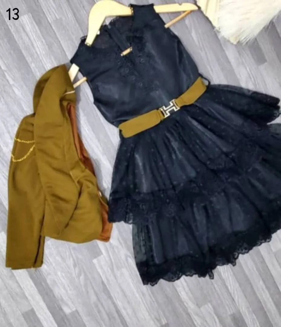 فستان بناتي انييق بستايل كلاسيكي السعر :*25000