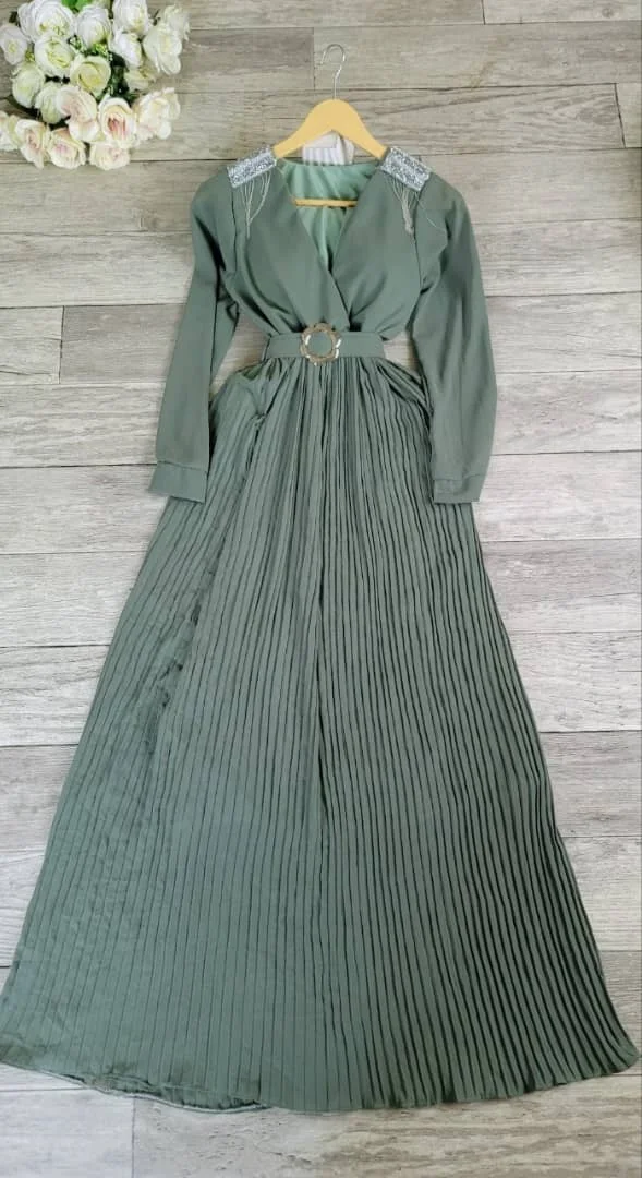 سوق سالم يقدم لكم فستان نساىي شيفون أصلي مكسر.. راقي جدآ والسعر 17000 ألف ريال يمني