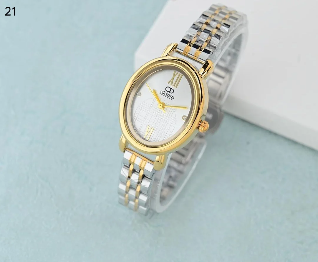 ساعة نسائي الدورا ابااشكالها الرهيبه والجذابه اشكال الماركات الانيقه بااحلا السعر 18000ريال يمني عدن ⚡ فثط