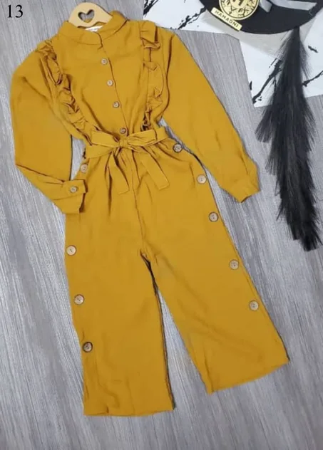 عفريتات نساىي بناتي وشبابي روووعة المقاسات من 10 سنوات الا 18 سنة والسعر 14000 ألف ريال يمني