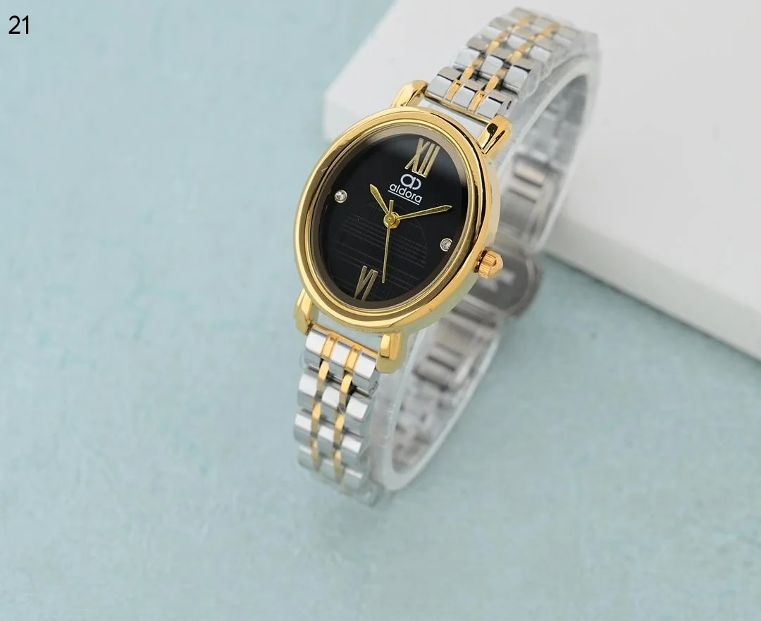 ساعة نسائي الدورا ابااشكالها الرهيبه والجذابه اشكال الماركات الانيقه بااحلا السعر 18000ريال يمني عدن ⚡ فثط