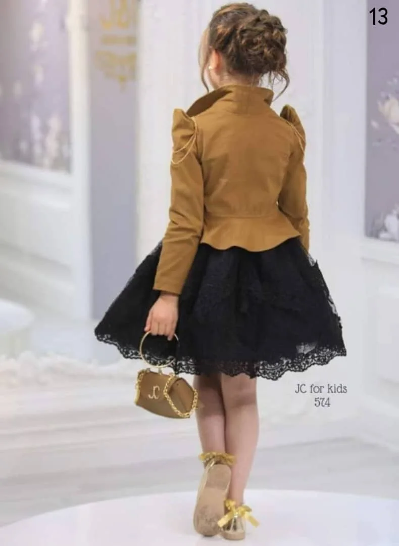 فستان بناتي انييق بستايل كلاسيكي السعر :*25000