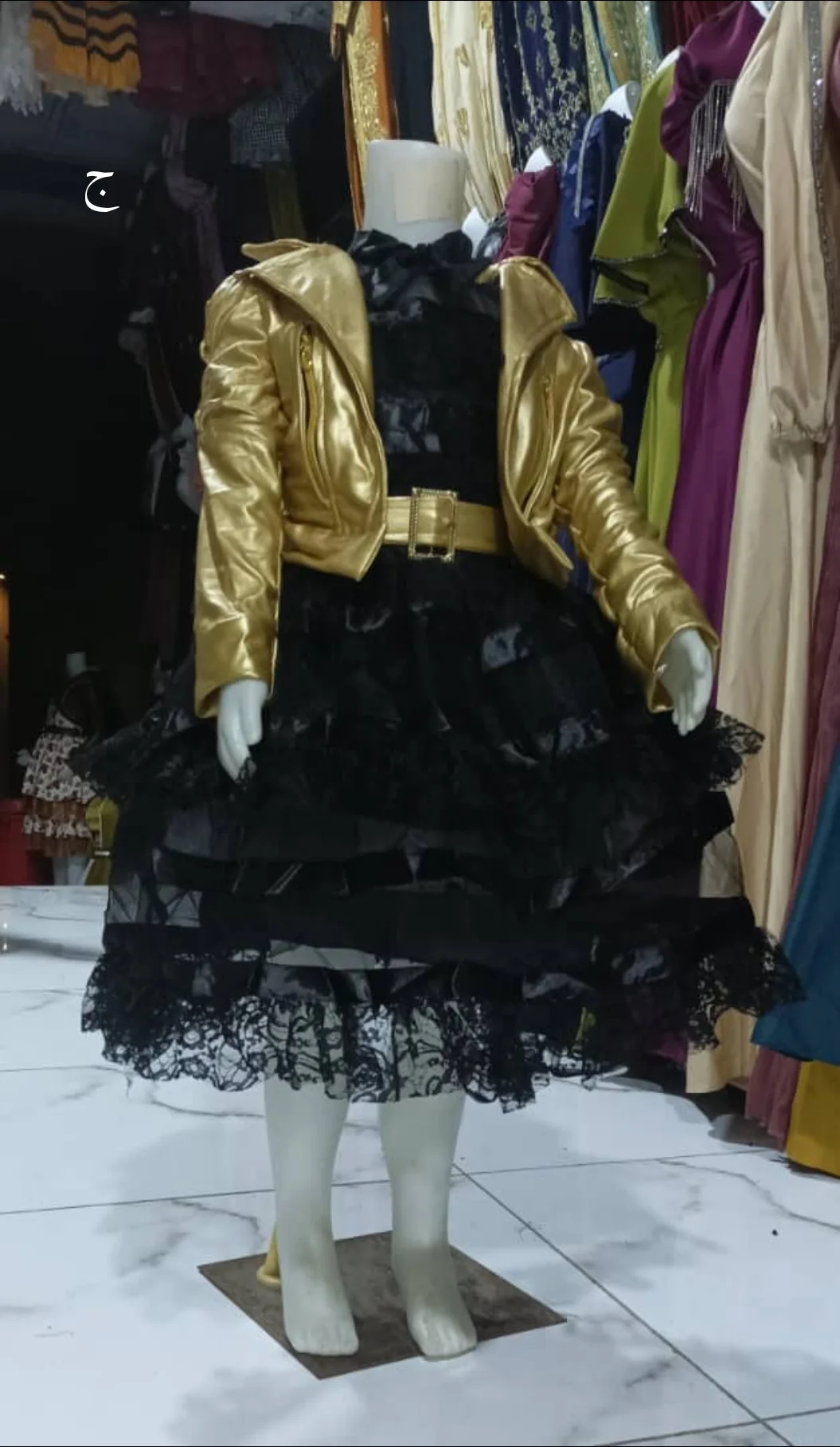 فستان  بناتي روووعة روووعة بسعر 13500  ريال يمني عدن ⚡