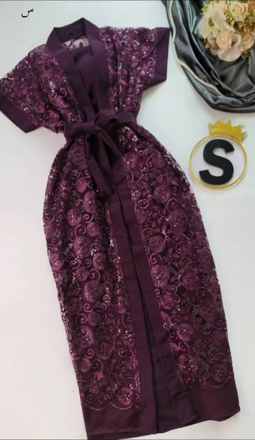 فستان نساىي روووعة الروووعة لسيدات الانيقات وبسعر 20000ألف ريال يمني فقط