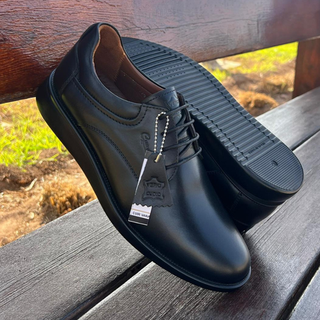 Chaussure en cuir RF 271