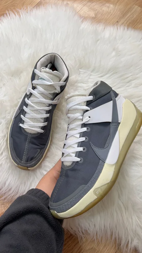 NIKE 41