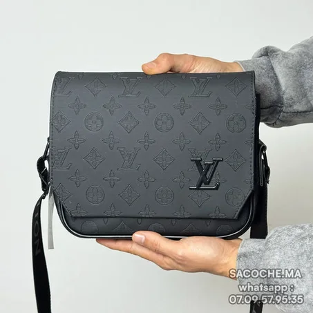 L.V Pochette Bandoulière Monogram Noir