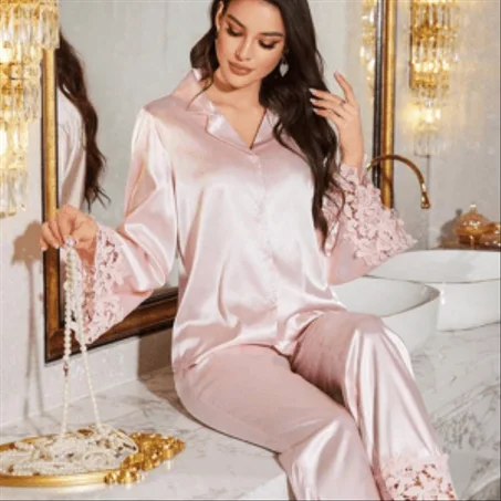 Bridal Pajamas Set – JISSA ✨ | Luxury Wedding & Honeymoon Sleepwear