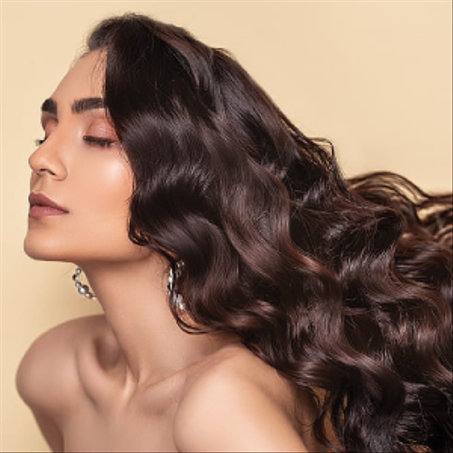 عناية بالشعر