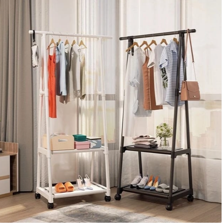 علاقة الملابس المثلثة بتصميم عصري+ رف للتخزين