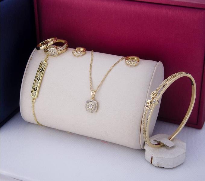 stores/d7f27f4fbe969d87364c6e9fd4d53614/products/kYwPh1yWfYPASgbNzB0m4RJOdO8tlYKrXbeLQ4ap.jpeg