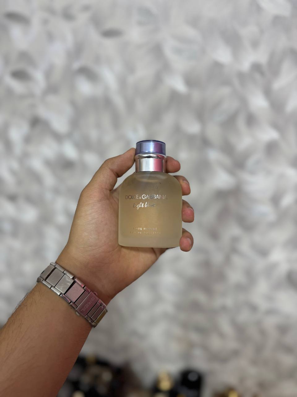 DG Light blue 50ml edt (Parfum complet sans emballage)