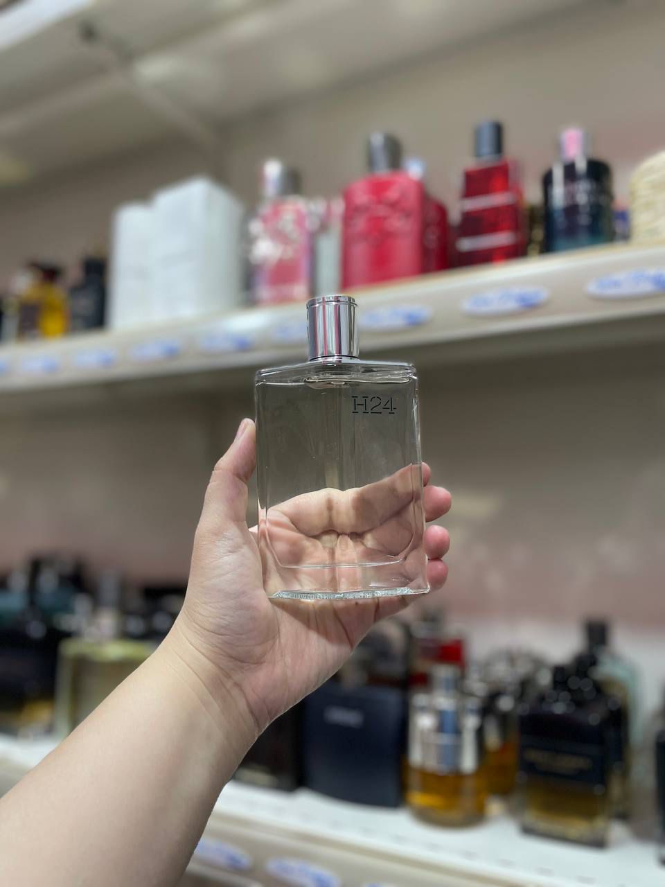 Hermes H24 edt 100ml ( parfum complet sans emballage)