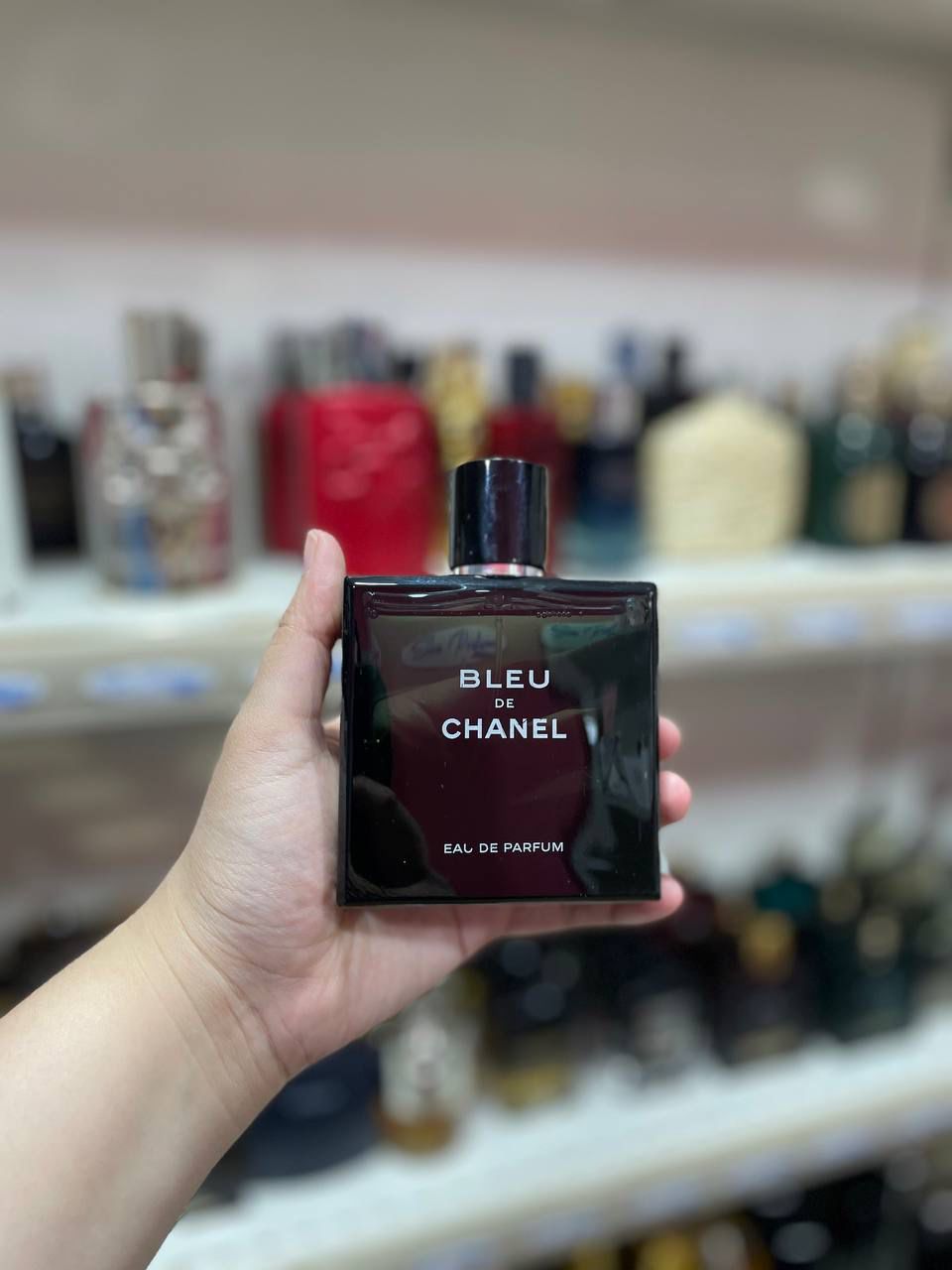 Bleu de chanel EDP ( parfum complet sans emballage)