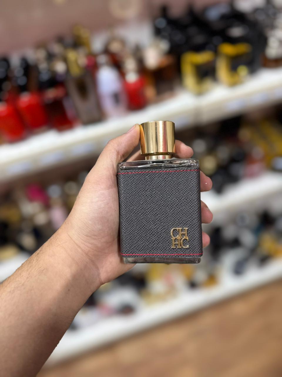 CH men edt 100ml(complet sans emballage)