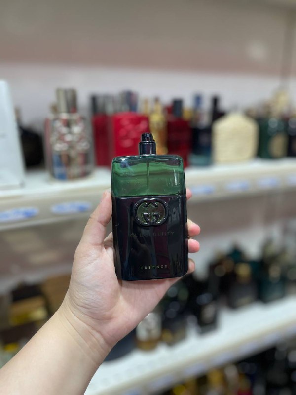 Gucci guilty essence 100ml (parfum complet sans emballage)