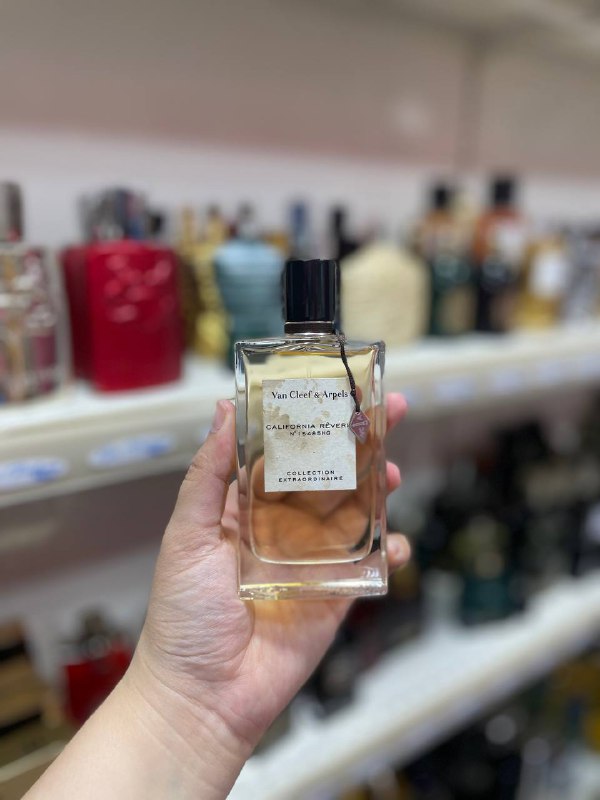 Van cleef California rêserve 100ml (Parfum complet sans emballage)