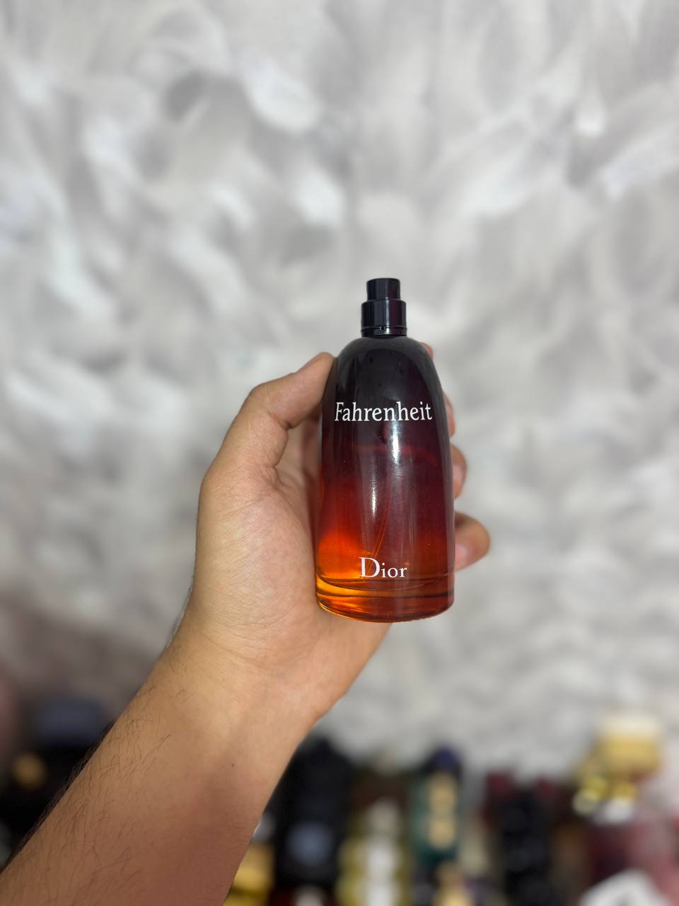 Fahrenheit edt 100ml (Parfum complet sans emballage)