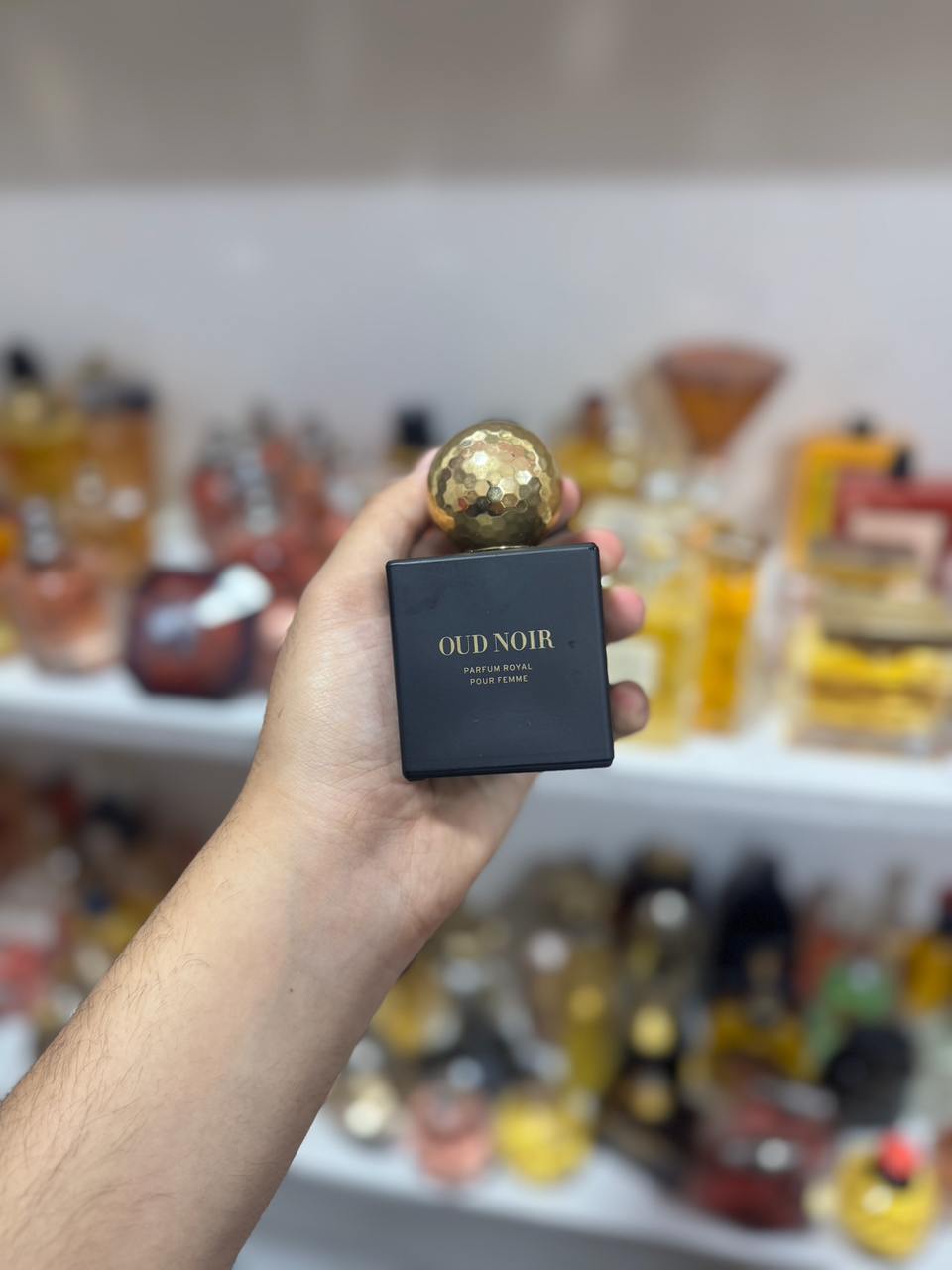 Oud noir Parfum Royal (Parfum complet sans emballage)