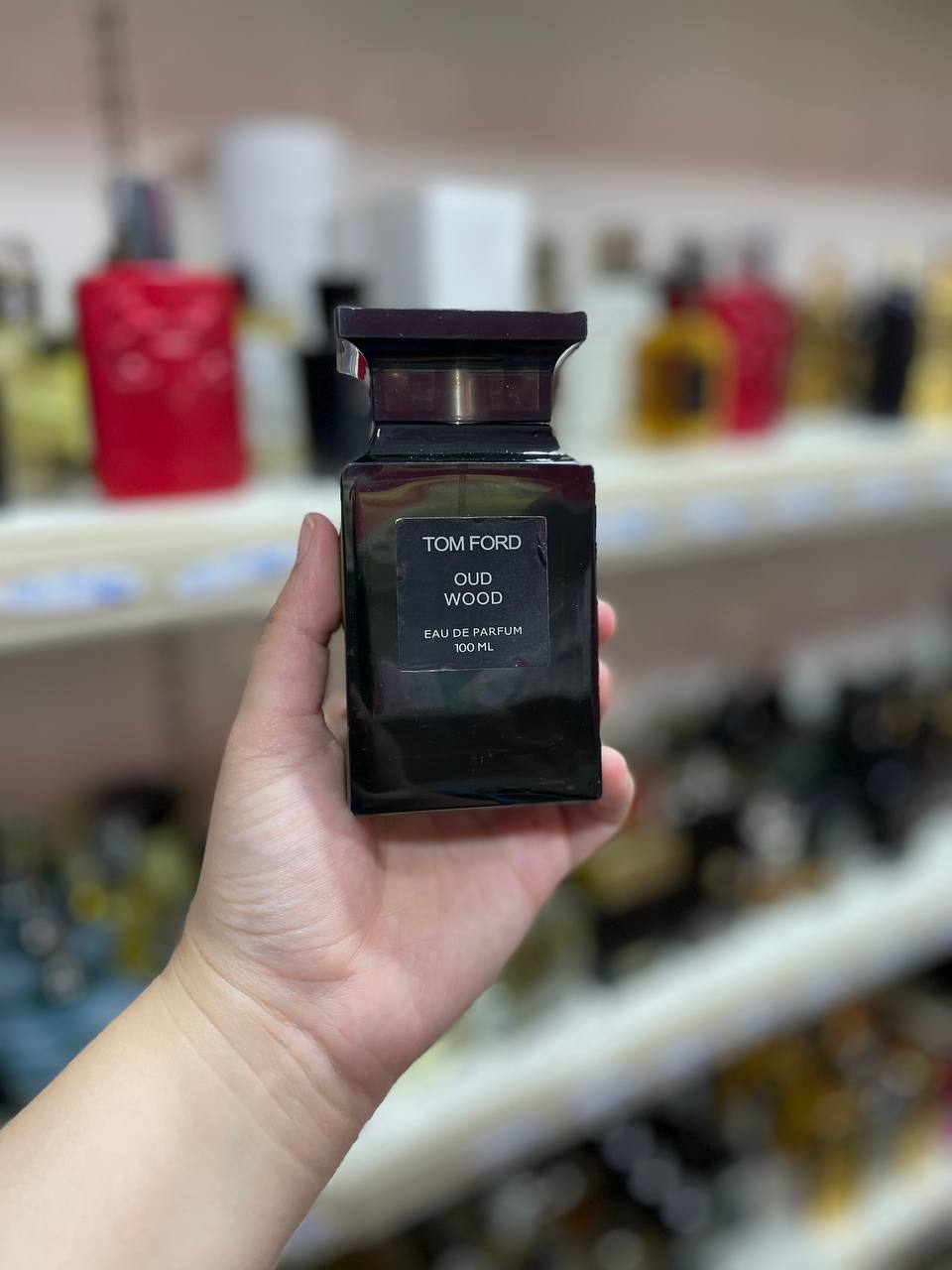 TF Oud Wood edp 100ml (parfum complet sans emballage)