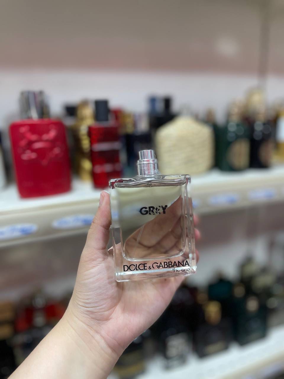 The One Grey Dolce&Gabbana ( parfum complet sans emballage)