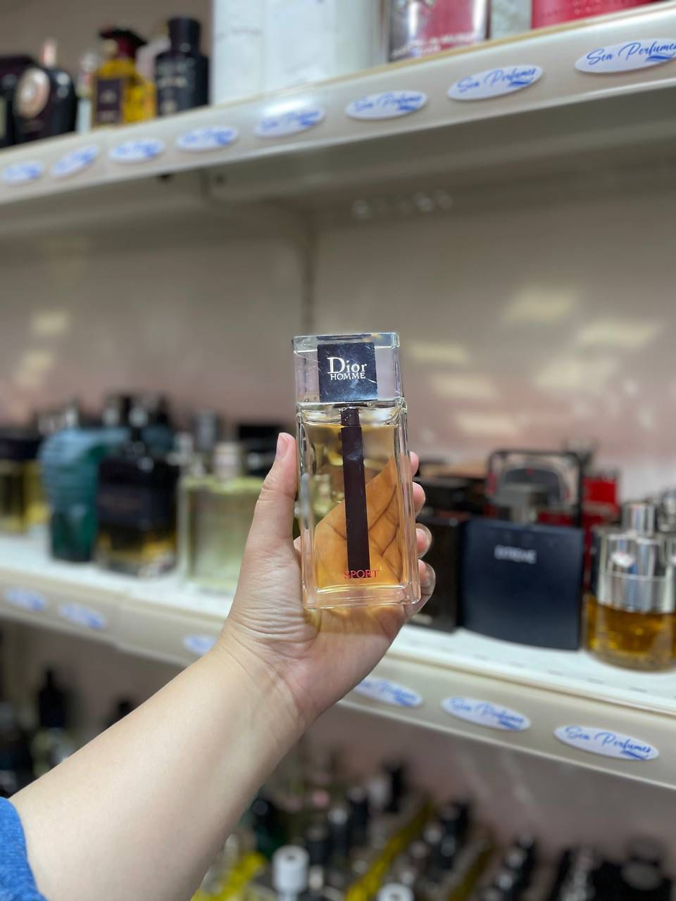 Dior homme sport edt 100ml ( parfum complet sans emballage)