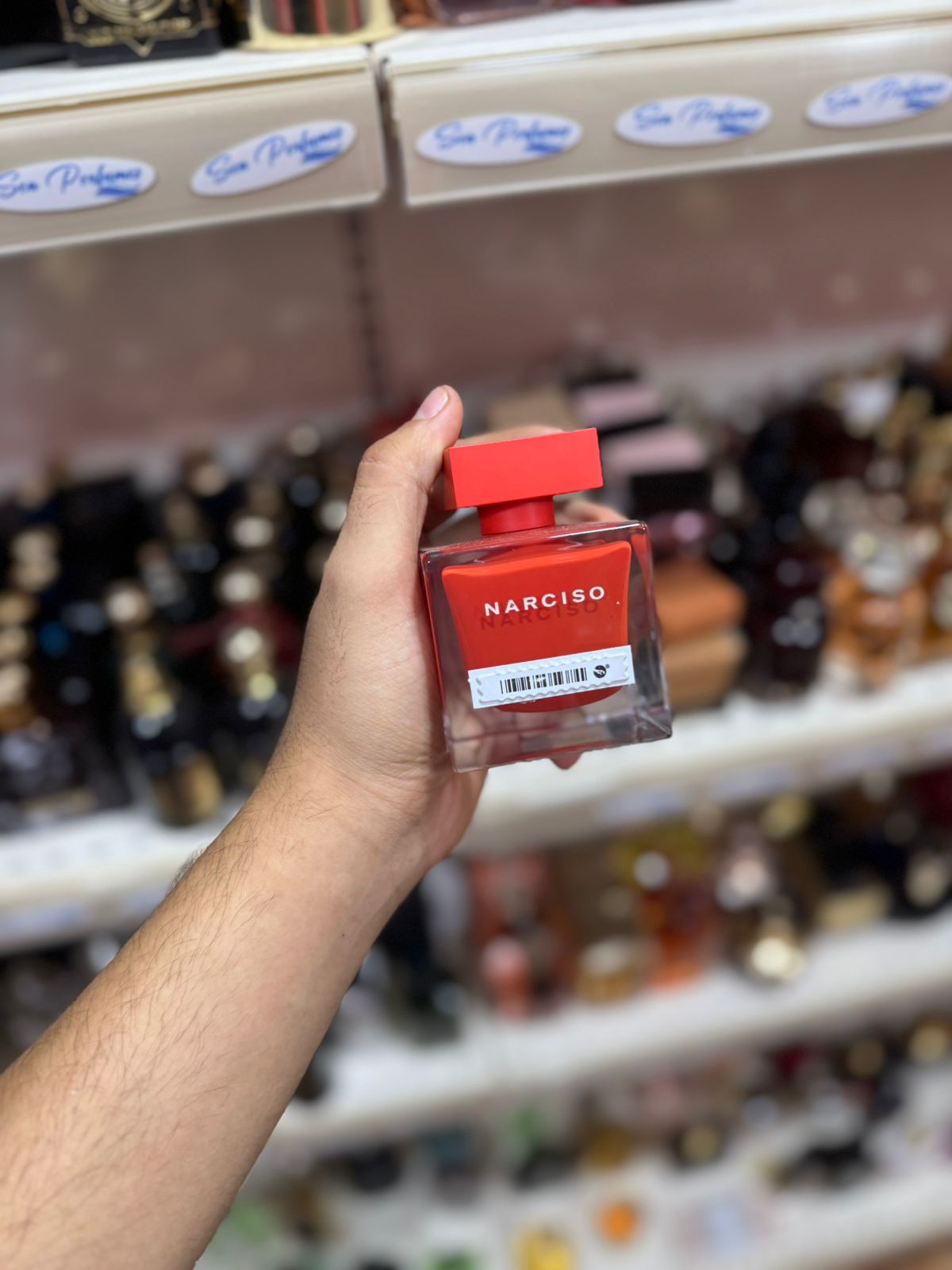 narciso rouge 100ml(complet sans emballage)