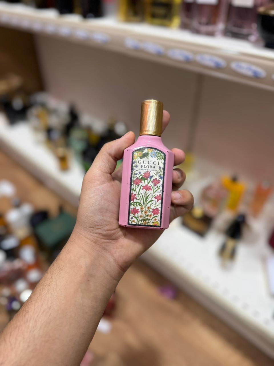 gucci flora 100ml  (complet sans emballage)