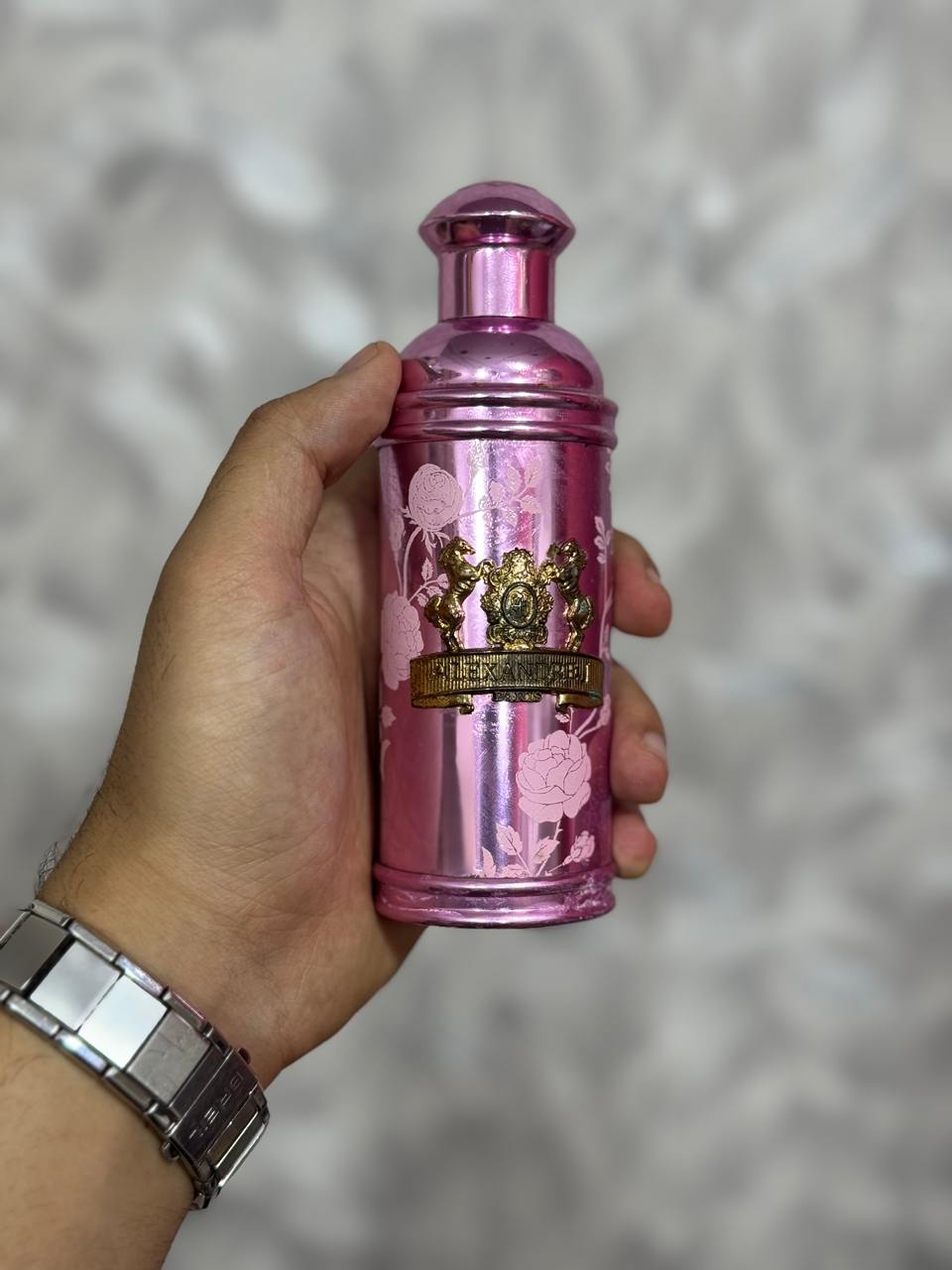 Alexandre.J Rose Oud Eau de Parfum 100ml   ( perfum complet sans amballage )