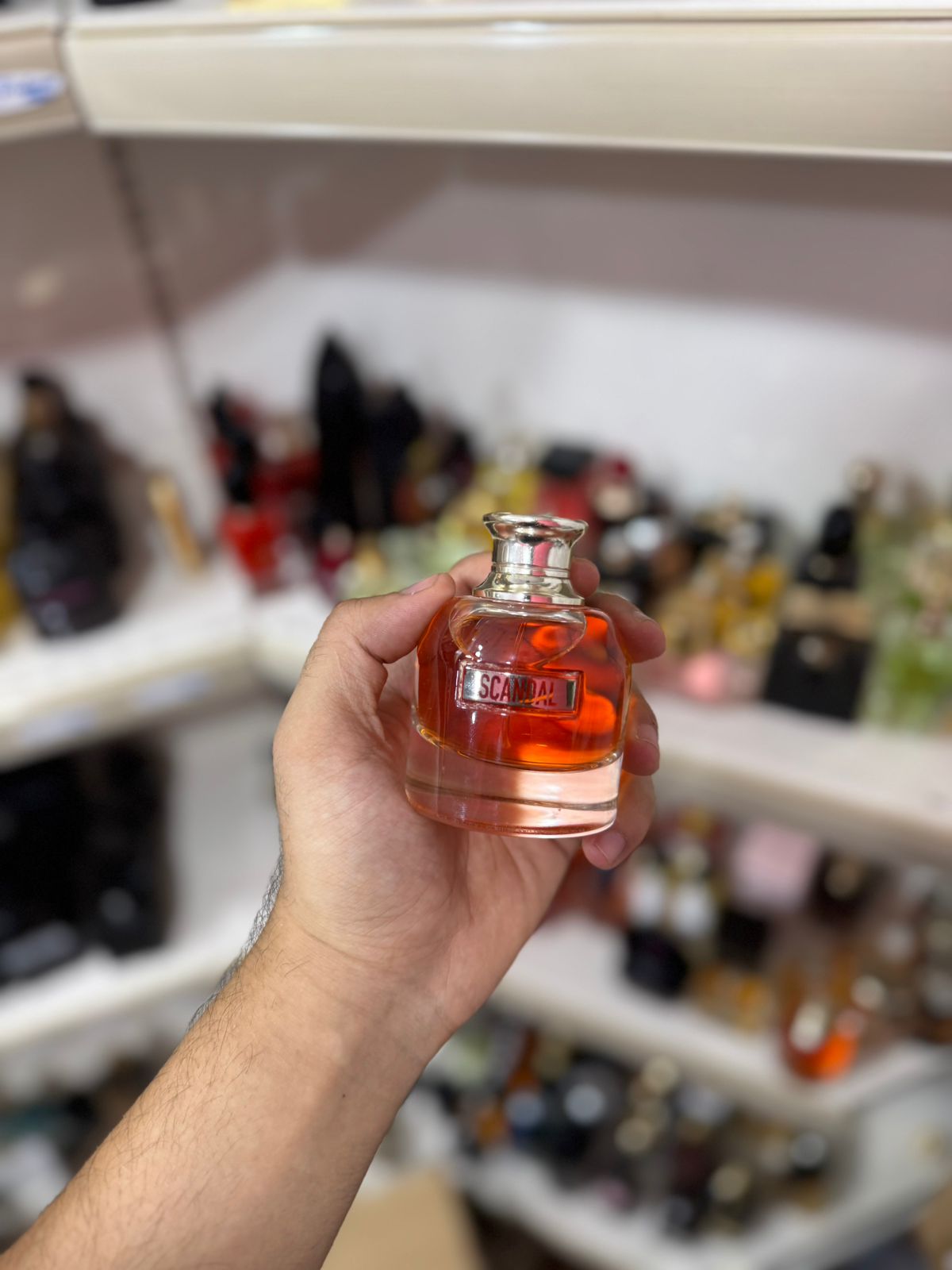 scandal 50ml(complet sans emballage)