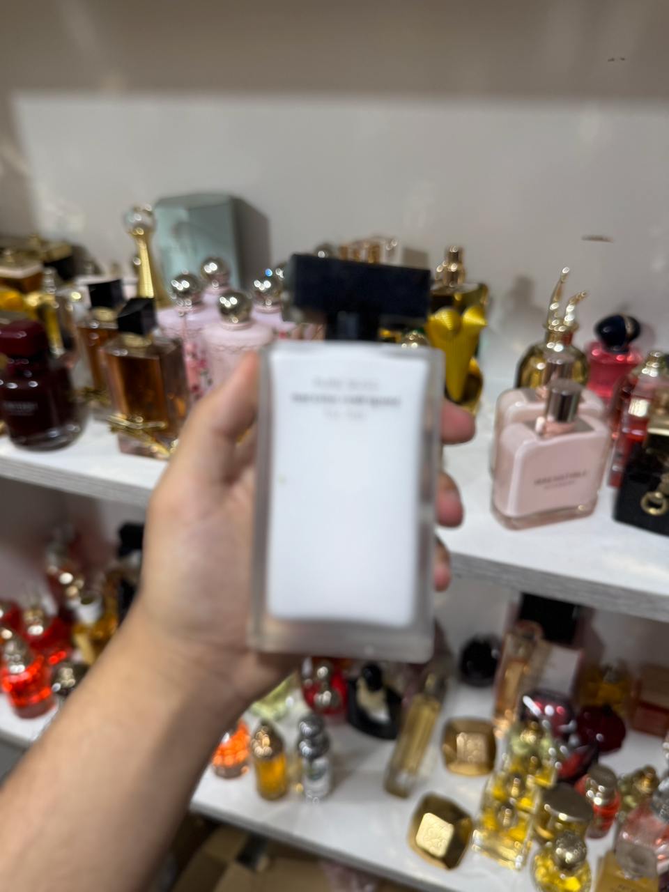NARCISO RODRIGUEZ FOR HER PURE MUSC edp 100ml  ( perfum complet sans amballage )