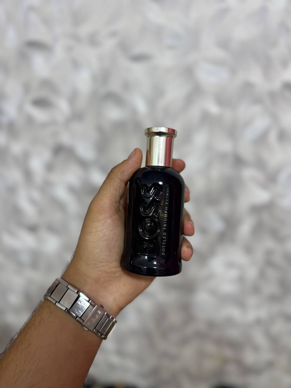 Boss Bottled Triumph Elixir 100ml (Parfum complet sans emballage)