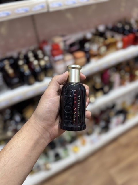 hugo boss botled oud (complet sans emba)