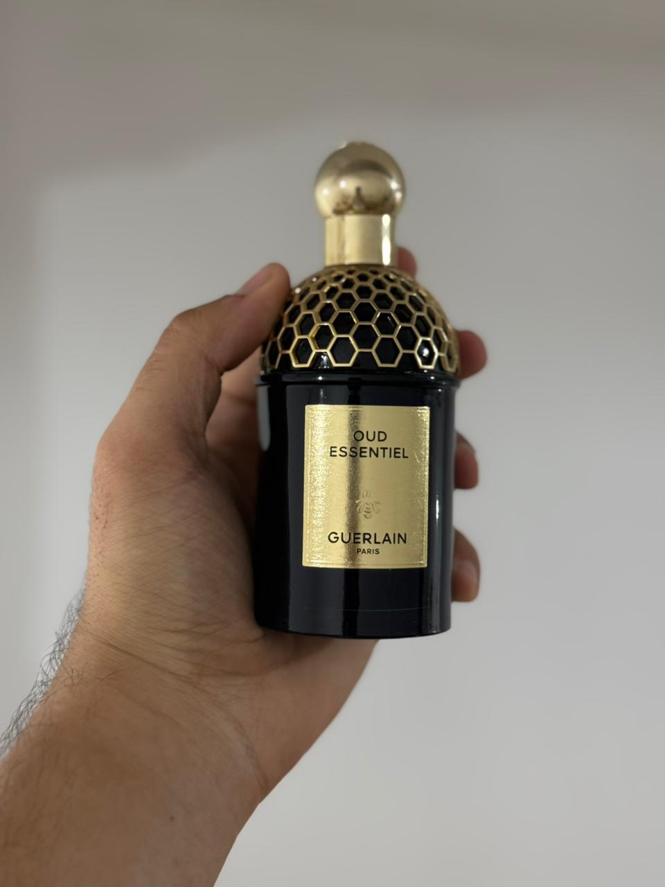 Oud Essentiel Guerlain (sans embal)