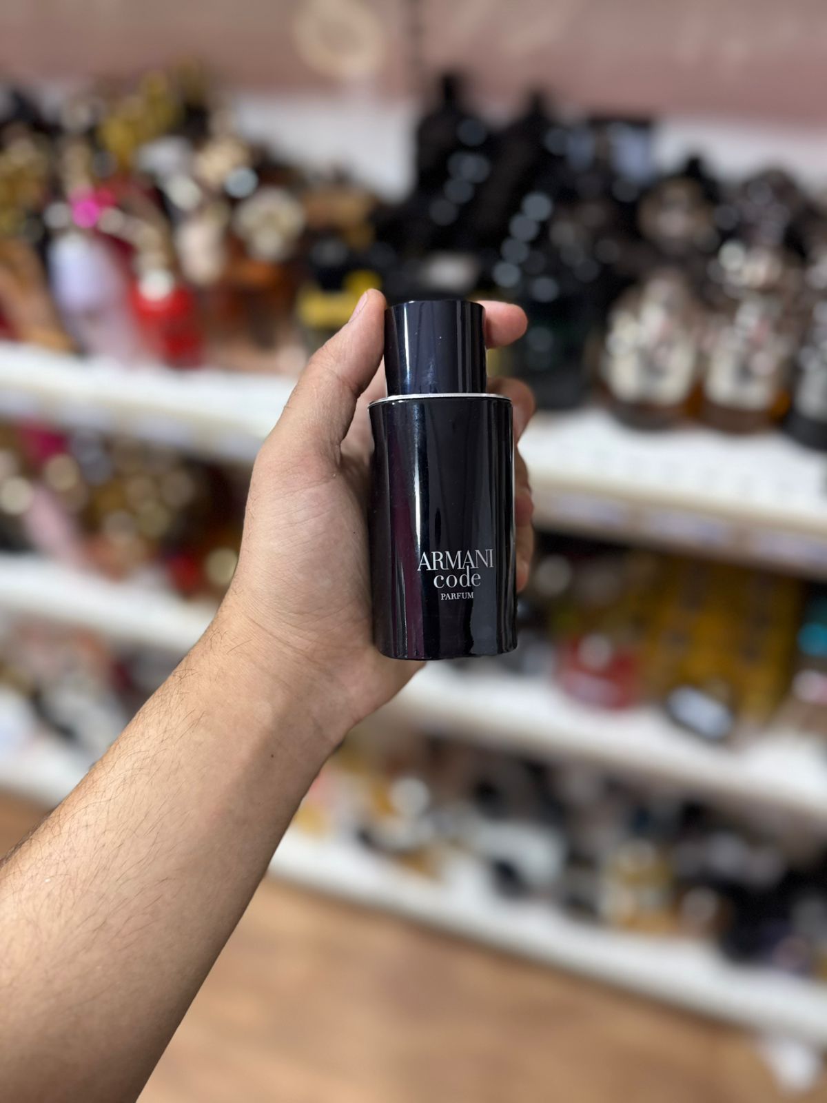 armani code parfum 125ml(complet sans emballage)