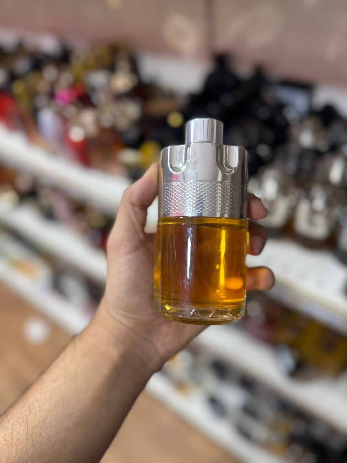 azzaro wanted edt150ml(complet sans emballage)