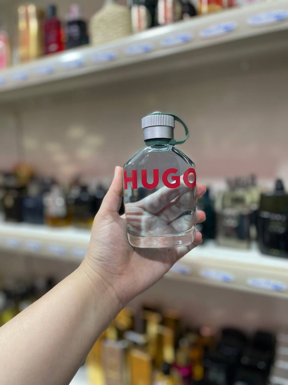 Hugo Boss men edt 75ml ( parfum complet sans emballage)