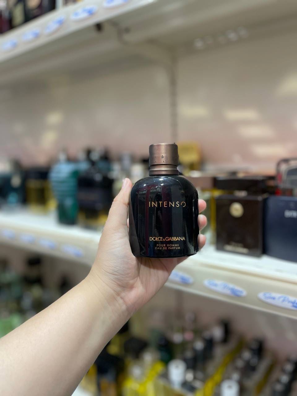 Intenso dolce gabbana EDP 100ml ( parfum complet sans emballage)