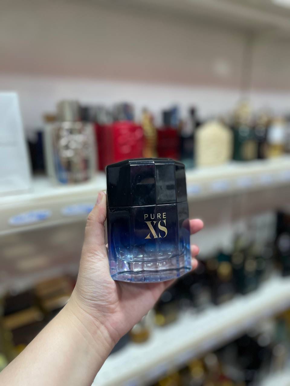 Pure xs edt ( parfum complet sans emballage)