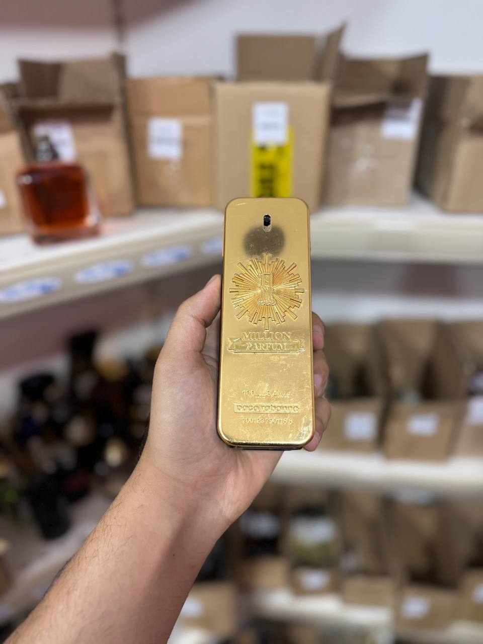 1Million parfum 100ml (Parfum complet sans emballage)
