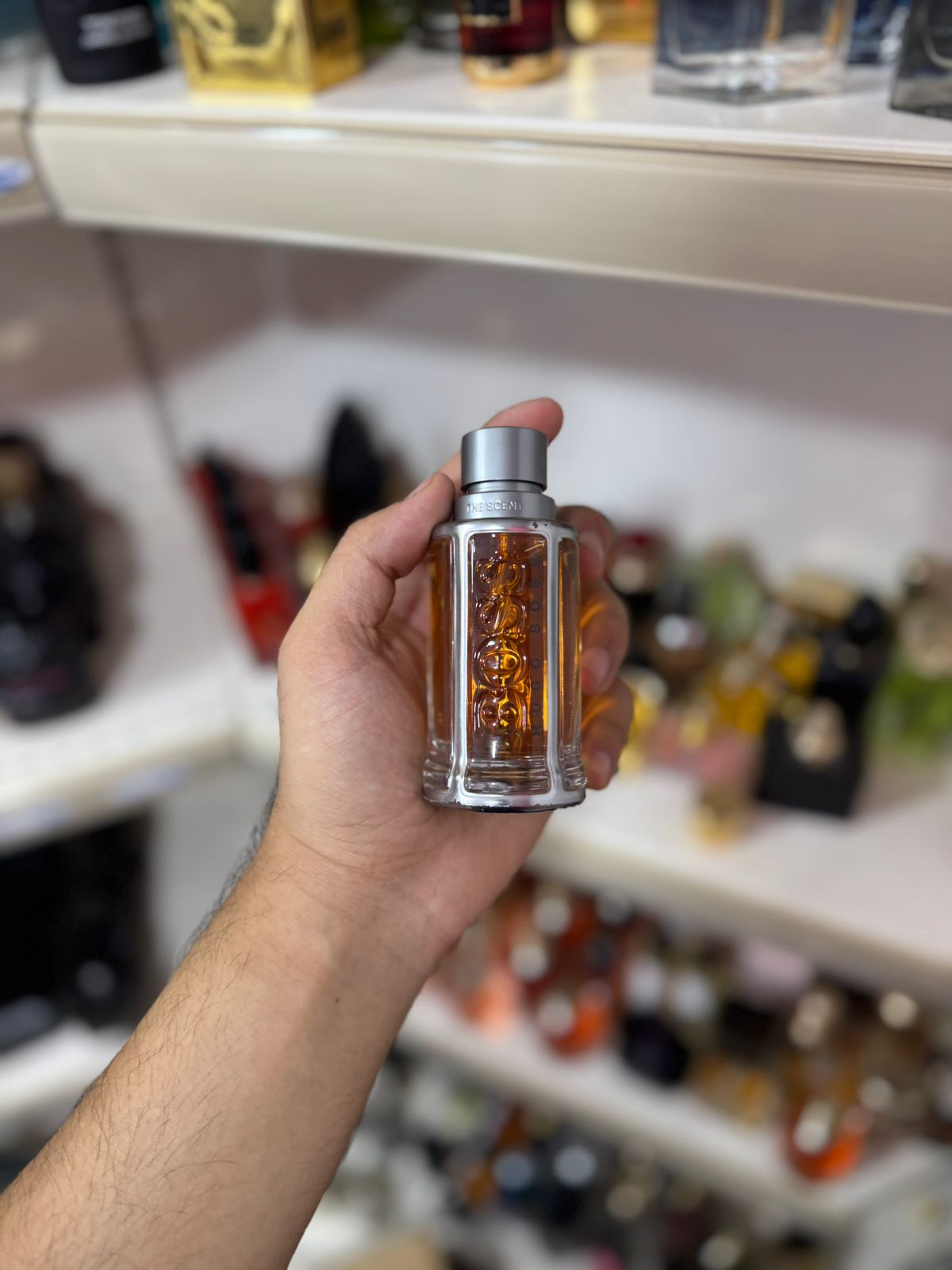 boss the scent 50ml(complet sans emballage)