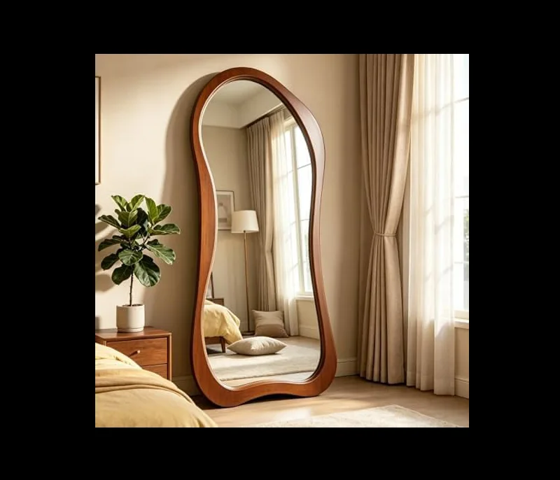 The Arcurva Mirror