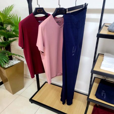 Pack 3 pieces 2 T-shirt eT Sweat-shirt plus pontalon Enji Sportswear Tech Fleece 0022