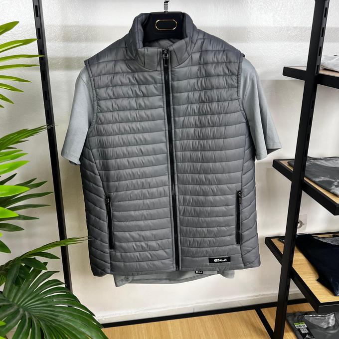 stores/d81b1cf5ce1c3b2b496c3ce4597281a7/products/JW27EhnIzfNGwxljI0ojgA83IooqZm6ZgmKQiTsW.jpg