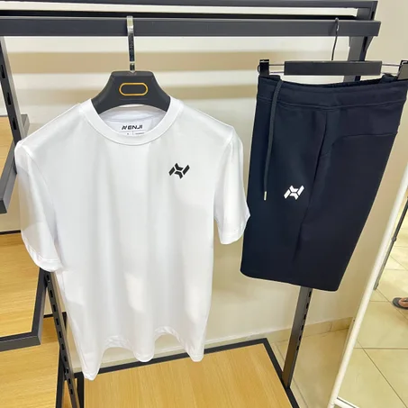 Ensemble Sport ENJI Active – Blanc & Noir Forêt