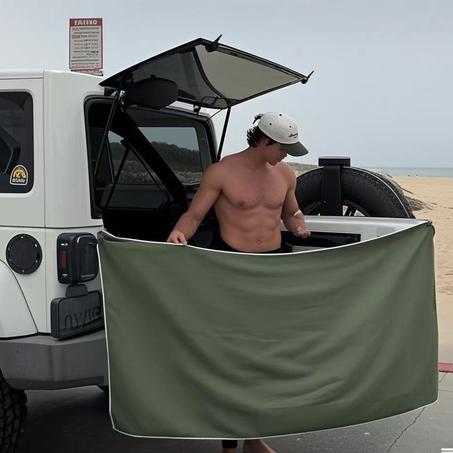 المنشفة المغناطيسية الخارجية – رفيقك المثالي للشاطئ، المسبح، والتخييم