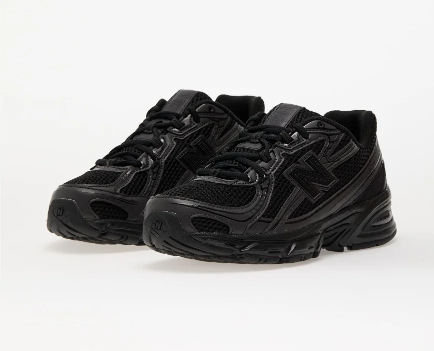 New Balance 740   Noire/Ciment-Noire