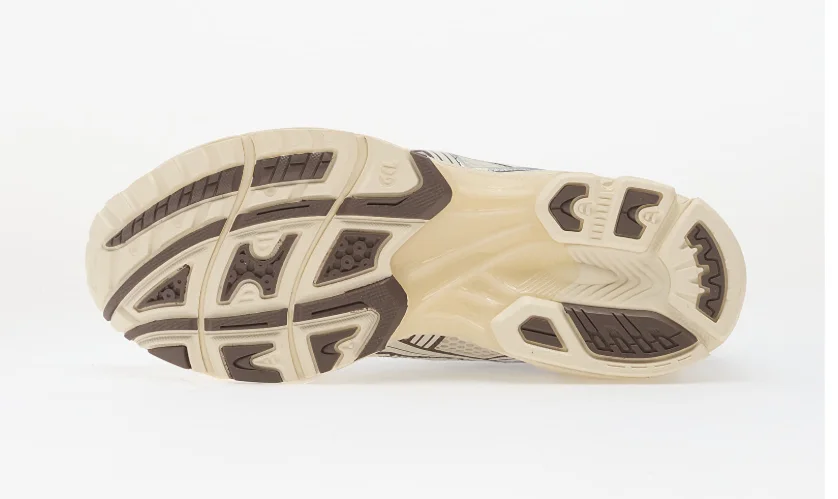 ASICS Gel-Kayano 14  Crème/poudre de cacao