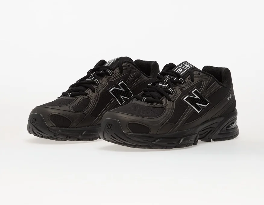 New Balance 740 Noir/Maron-Fumé